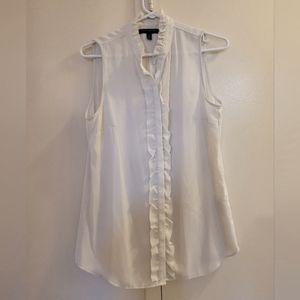 Frilled sleeveless blouse